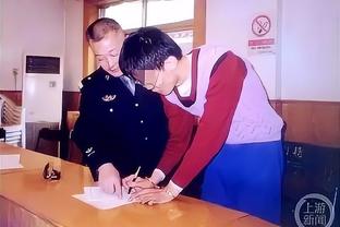 骑士官方：球队与后卫谢里夫-库伯签下了一份十天合同